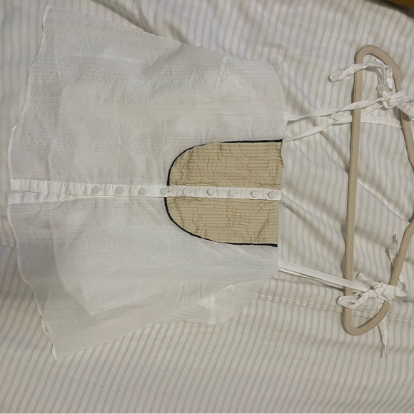 YOKE DETAIL TOP LIMITED EDITION - Picture 3 of 4